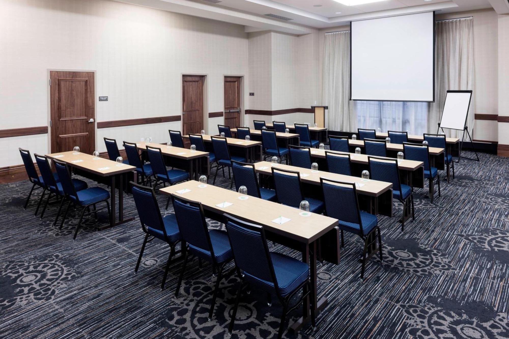 Residence Inn By Marriott Richmond Downtown Екстериор снимка