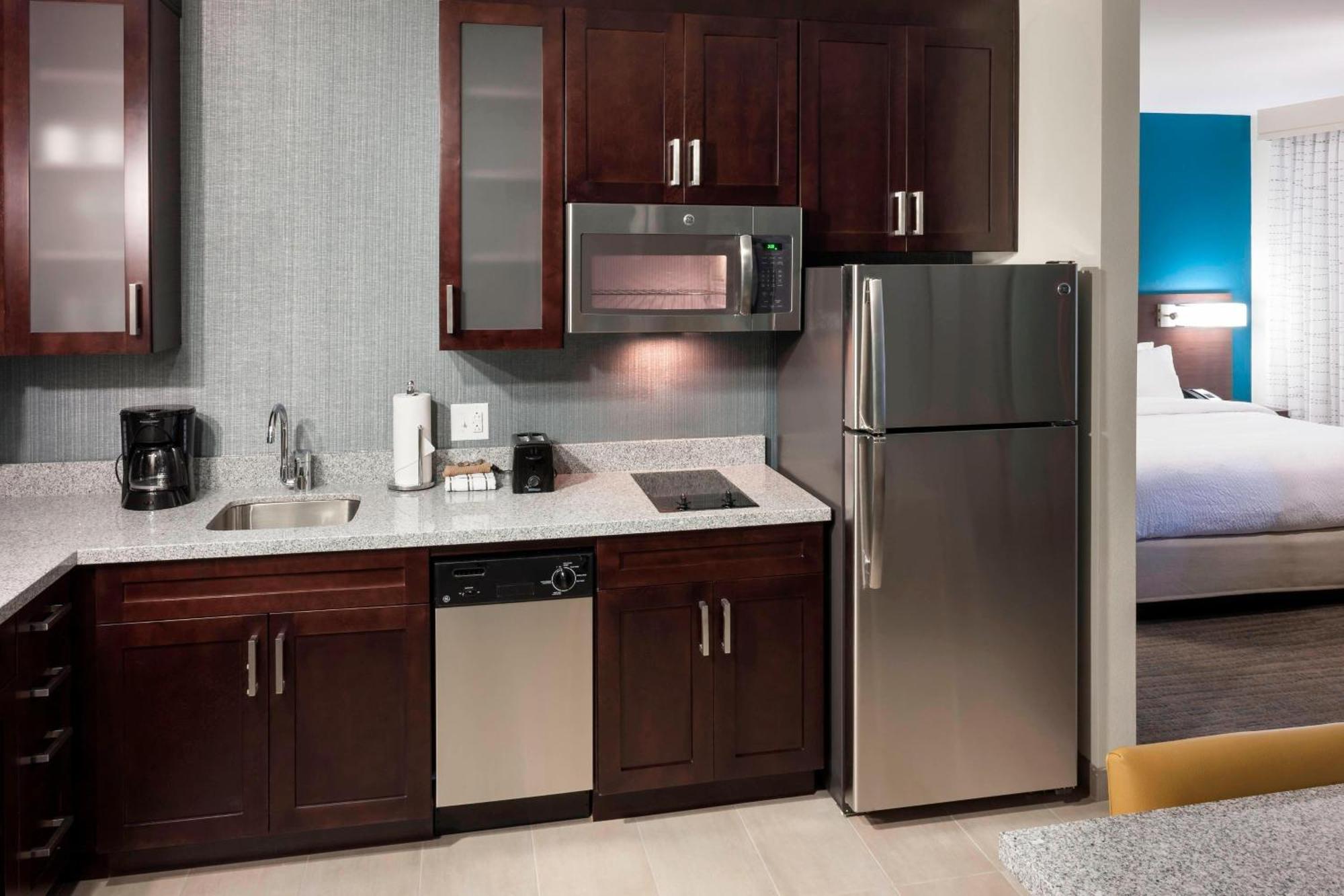 Residence Inn By Marriott Richmond Downtown Екстериор снимка