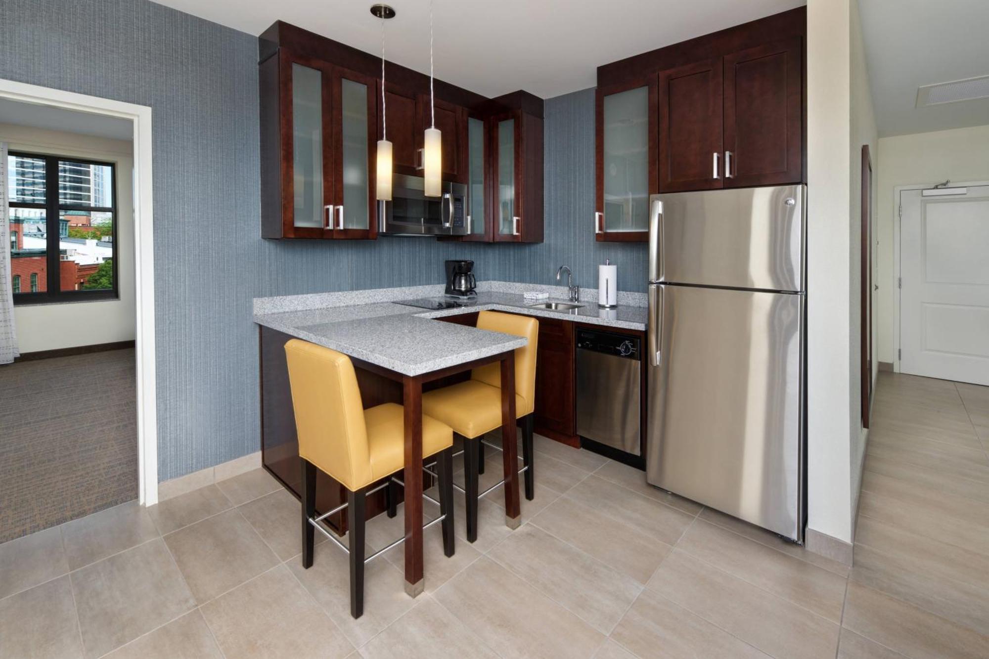 Residence Inn By Marriott Richmond Downtown Екстериор снимка